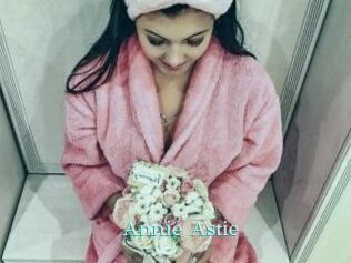 Annie_Astie