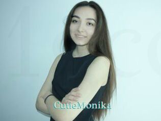 CutieMonika 1 grosse cochonne
