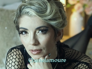 chanelamoure 1 grosse cochonne