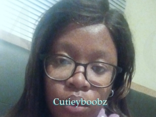 Cutieyboobz