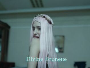 Divine_Brunette