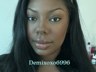 Demixoxo6996