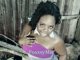 FoxxxyMia