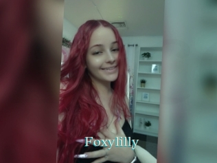 Foxylilly