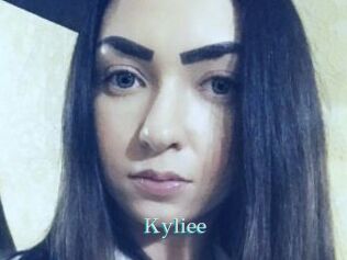 Kyliee_