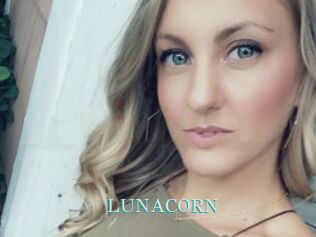 LUNACORN