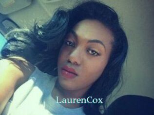Lauren_Cox