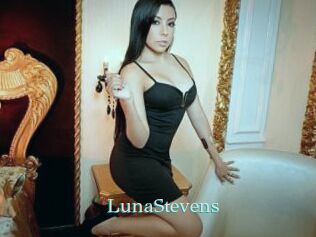 LunaStevens