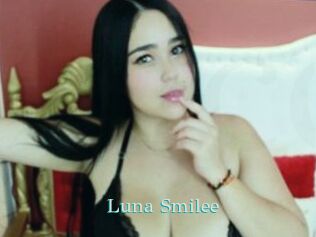 Luna_Smilee