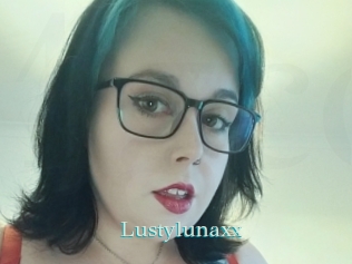 Lustylunaxx