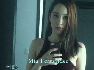 Mia_Fernandez