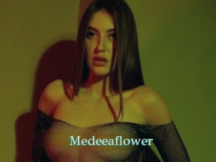 Medeeaflower