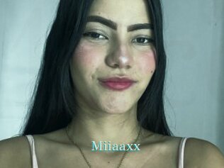 Miiaaxx
