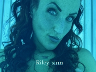 riley_sinn 1 grosse cochonne
