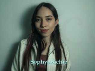SophyaRichie