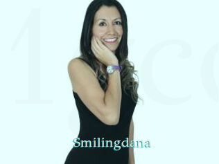 Smilingdana