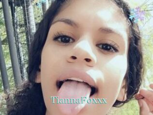 TiannaFoxxx