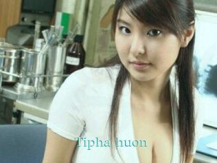 Tipha_huon