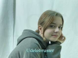 Udelebruster
