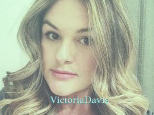 Victoria_Davis
