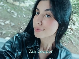 Zia_cooper
